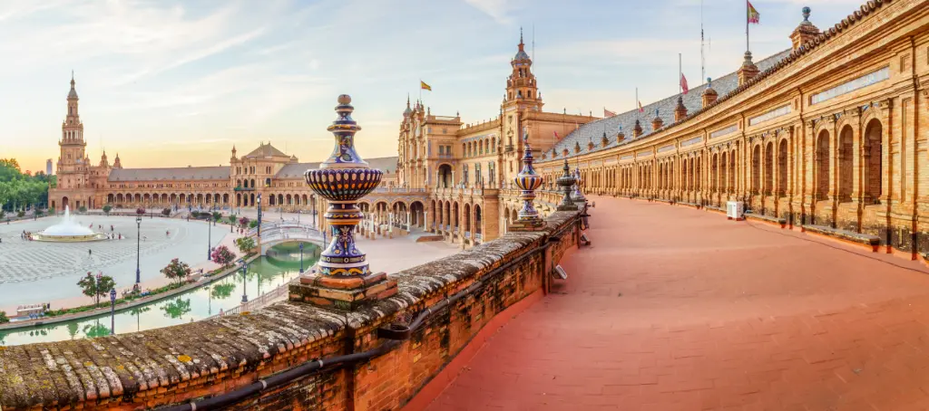 Spain Square (Plaza de Espana), Seville, Spain, built on 1928, it is one example of the Regionalism Architecture mixing Renaissance and Moorish styles.