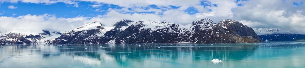 Beautiful panorama of the mountains in Alaska, United States