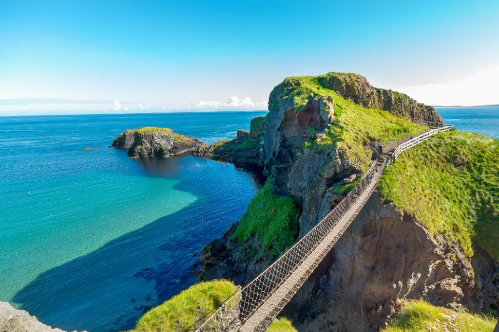 Northern Ireland rope bridge, island, rocks, sea